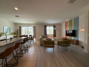 230 Ballo Dr in Kissimmee, FL - Building Photo - Building Photo