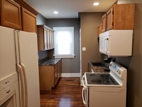 1508 Humboldt, Unit B-1508 1/2 in Manhattan, KS - Building Photo - Building Photo