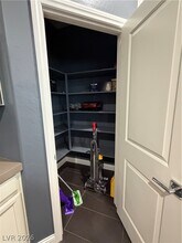 7778 Ebro Valley Ct in Las Vegas, NV - Building Photo - Building Photo