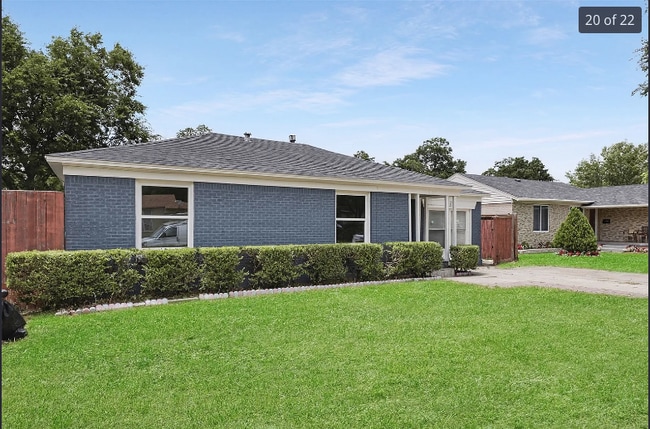 10913 Joaquin Dr in Dallas, TX - Building Photo - Building Photo