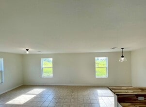 11490 NE 30th St, Unit 208 in Bronson, FL - Building Photo - Building Photo