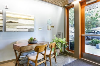 Corbett Heights in Portland, OR - Building Photo - Interior Photo