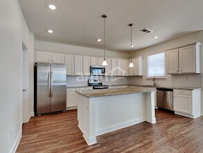 401 Tributary Ln in Holly Springs, GA - Building Photo - Building Photo