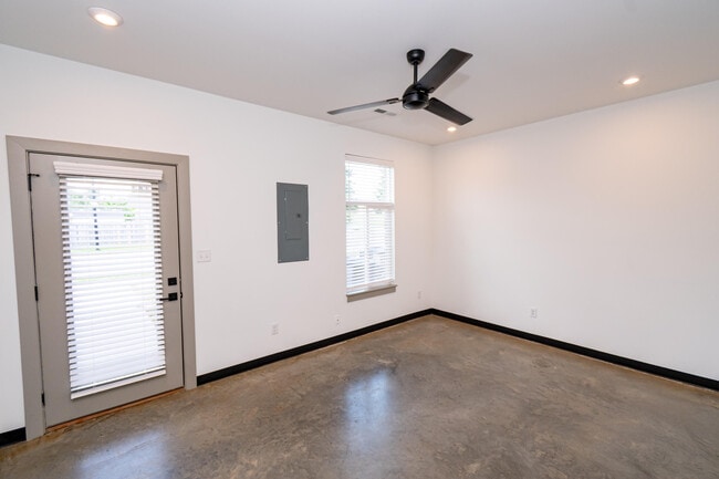 151 Ferndale Pass in Lexington, KY - Building Photo - Building Photo