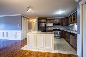 165 Valcour Dr in Fredericton, NB - Building Photo - Building Photo