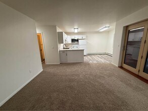 706 Ouida Way in North Pole, AK - Building Photo - Building Photo