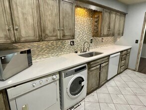 3007 W Wilshire Blvd in Oklahoma City, OK - Building Photo - Building Photo