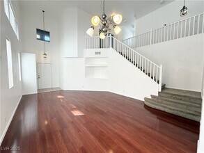 10746 Palliser Bay Dr in Las Vegas, NV - Building Photo - Building Photo