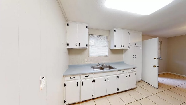 property at 5687 Atlee Ave