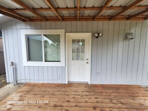 226 6th St in Dayton, OR - Building Photo - Building Photo