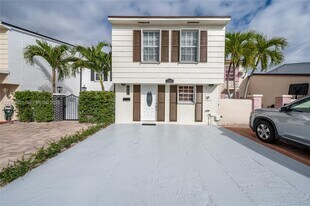 1345 W 71st St in Hialeah, FL - Building Photo