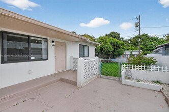 4727 NW 4th St in Miami, FL - Building Photo - Building Photo