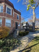 511 N Taylor Ave in Oak Park, IL - Building Photo - Building Photo