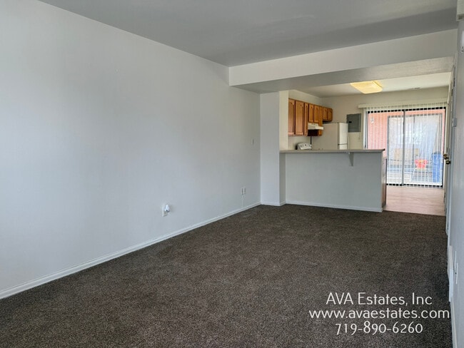 property at 1405 E 19th St