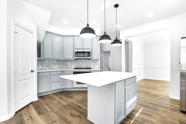 property at 21823 Mystic Point Ct