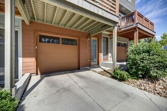 2164 E Hecla Dr in Louisville, CO - Building Photo - Building Photo