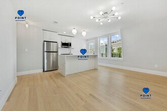 226-228-228 Princeton St, Unit 7 in Boston, MA - Foto de edificio - Building Photo