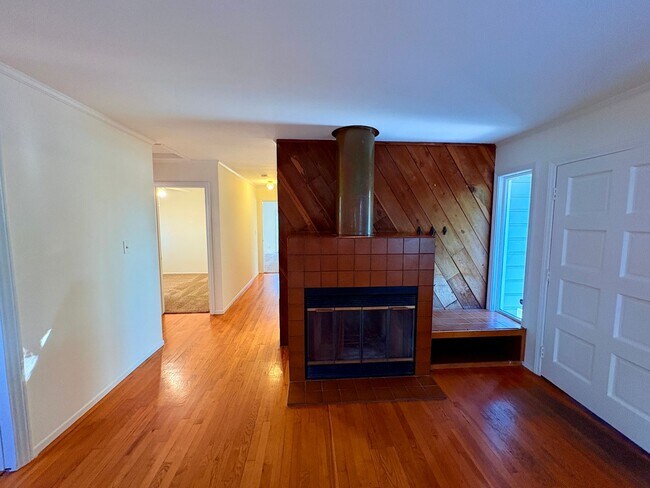 277 Hillcrest Dr in Encinitas, CA - Building Photo - Building Photo