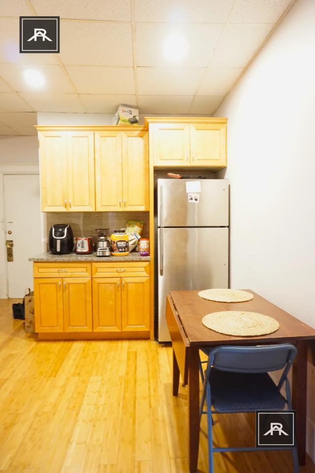 1258 Commonwealth Ave in Boston, MA - Building Photo - Building Photo