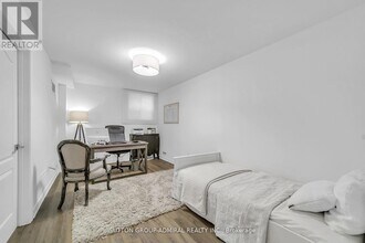 255 Shaftsbury Ave in Richmond Hill, ON - Building Photo - Building Photo