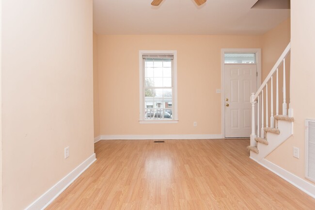 13111 2AWLeighSt in Richmond, VA - Foto de edificio - Building Photo
