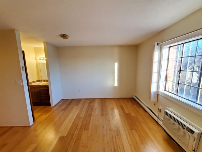 474 Broadway, Unit 37, Unit 37