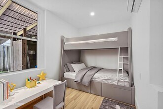 2419 Coolidge St in Hollywood, FL - Foto de edificio - Building Photo