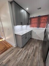 45 Cathedral Ave in Nutley, NJ - Building Photo - Building Photo