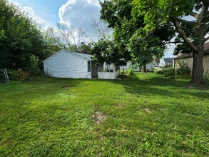 1632 Miami Dr NE in Cedar Rapids, IA - Building Photo - Building Photo