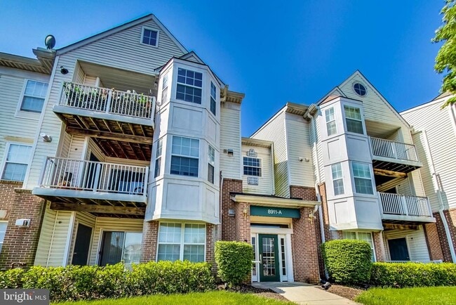 property at 8911 Town Center Cir