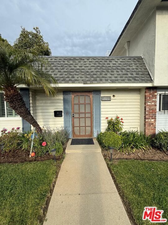 10234 Oklahoma Ave in Los Angeles, CA - Building Photo - Building Photo