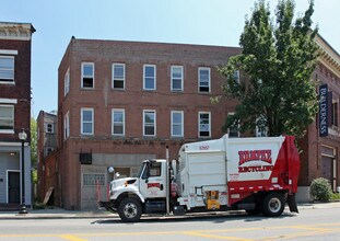 3604 Montgomery Rd in Cincinnati, OH - Building Photo - Building Photo