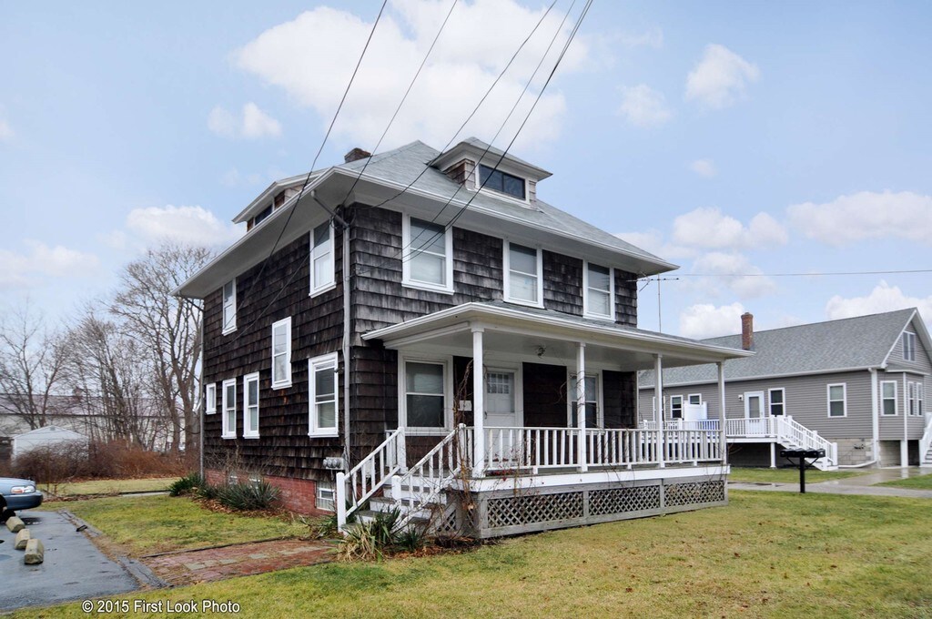 1663 Fall River Ave Apartments Seekonk, MA Apartments For Rent