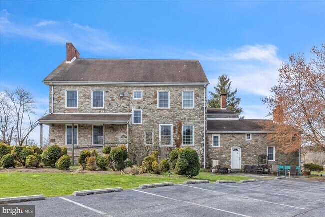 2331 Mt Hebron Dr in Ellicott City, MD - Building Photo - Building Photo