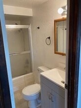 234 SE Darrell Ave in Winston, OR - Building Photo - Building Photo