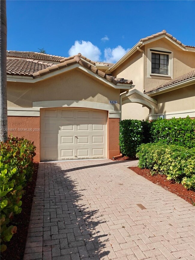 property at 4126 Forest Dr