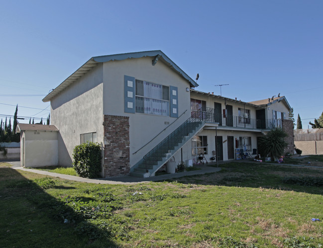 10602 Tibbs Cir in Garden Grove, CA - Building Photo - Building Photo