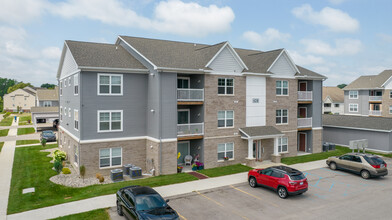 Bayberry Pointe Apartments in Grand Rapids, MI - Building Photo - Building Photo