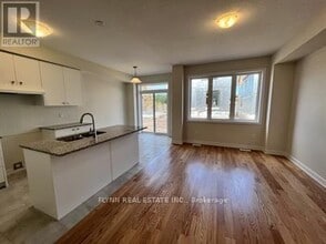 43 Keelson St in Welland, ON - Building Photo - Building Photo