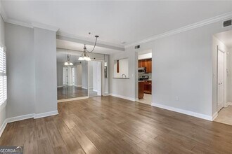 2161 Peachtree Rd NE in Atlanta, GA - Building Photo - Building Photo