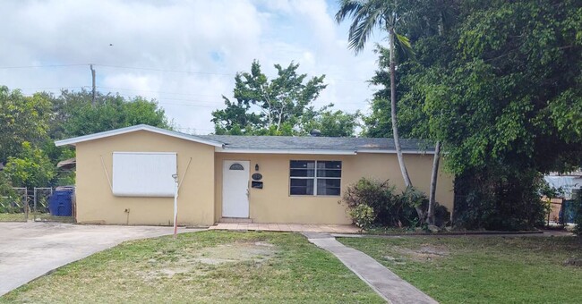 6548 Pierce St in Hollywood, FL - Building Photo - Building Photo