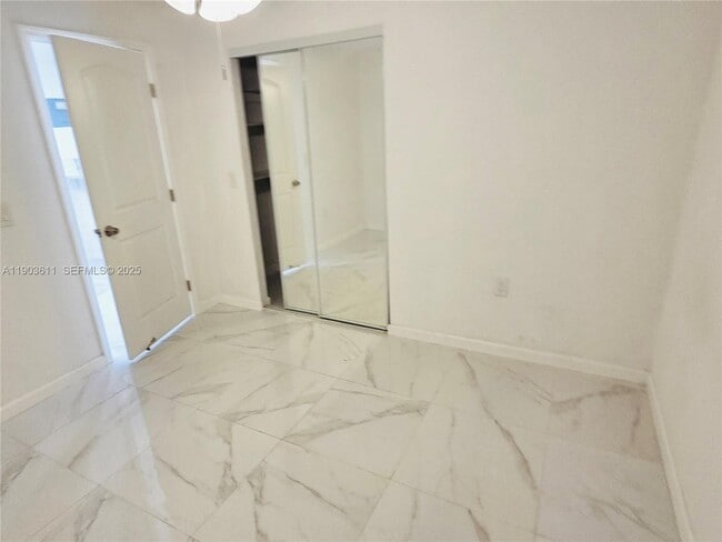 730 NW 177th Terrace in Miami, FL - Building Photo - Building Photo