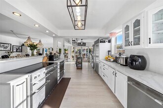 840 S Shore Dr in Miami Beach, FL - Building Photo - Building Photo