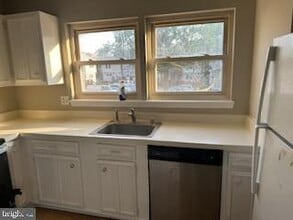 18939 Pine Ridge Ln in Germantown, MD - Building Photo - Building Photo