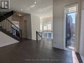 1 Sable Rd in Vaughan, ON - Building Photo - Building Photo