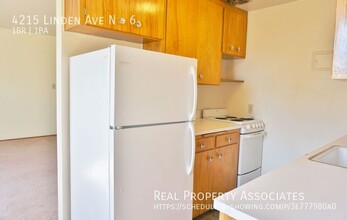 4215 Linden Ave N in Seattle, WA - Building Photo - Building Photo