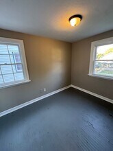 3719 Gaywood Dr in Fort Wayne, IN - Building Photo - Building Photo