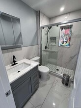 2 Leach St in Lynbrook, NY - Building Photo - Building Photo