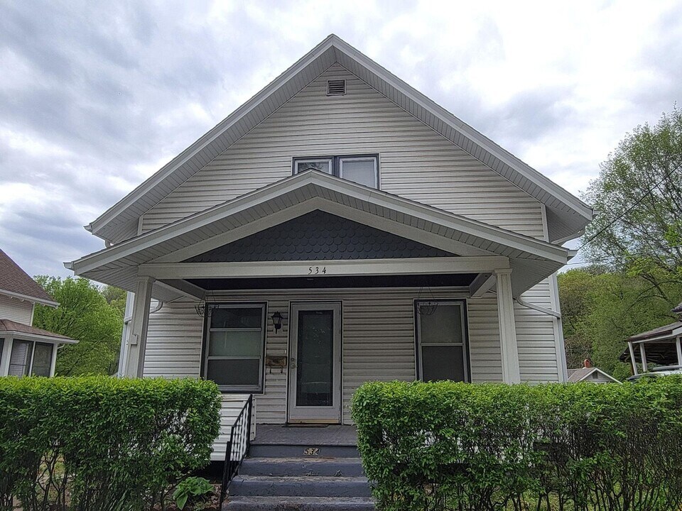 534 Benton St in Council Bluffs, IA - Building Photo