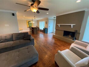3130 St Croix Dr in Dallas, TX - Building Photo - Building Photo